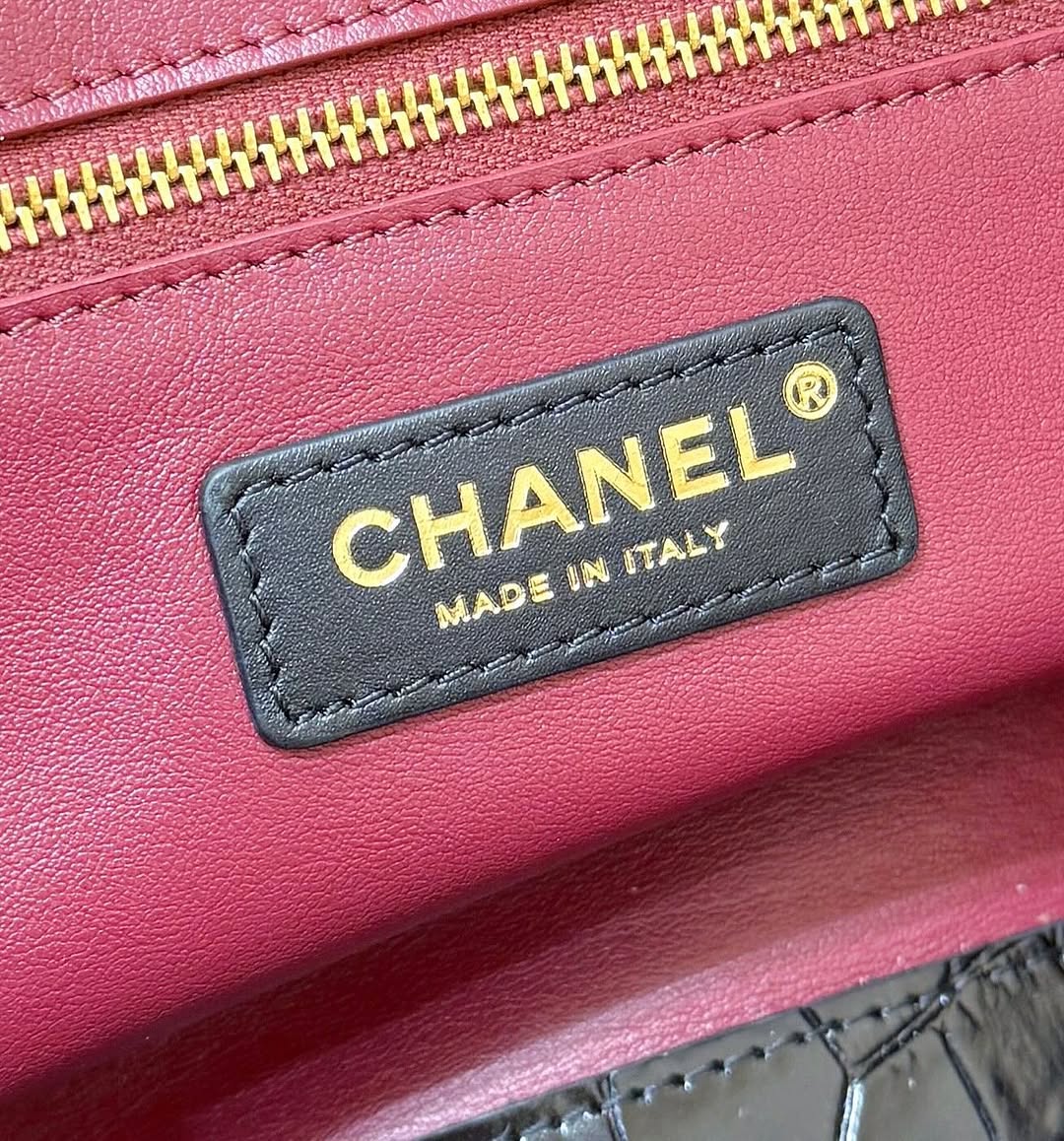 CHANEL Crocodile Croc Illusion Tote Shopping Bag