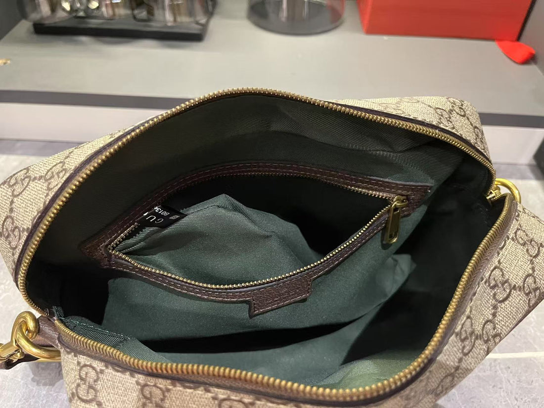 Gucci Ophidia medium crossbody bag