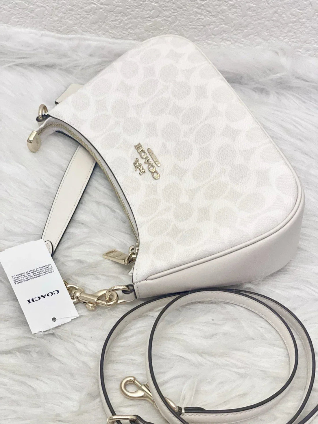 COACH Women’s Teri Shoulder Bag Signature Canvas