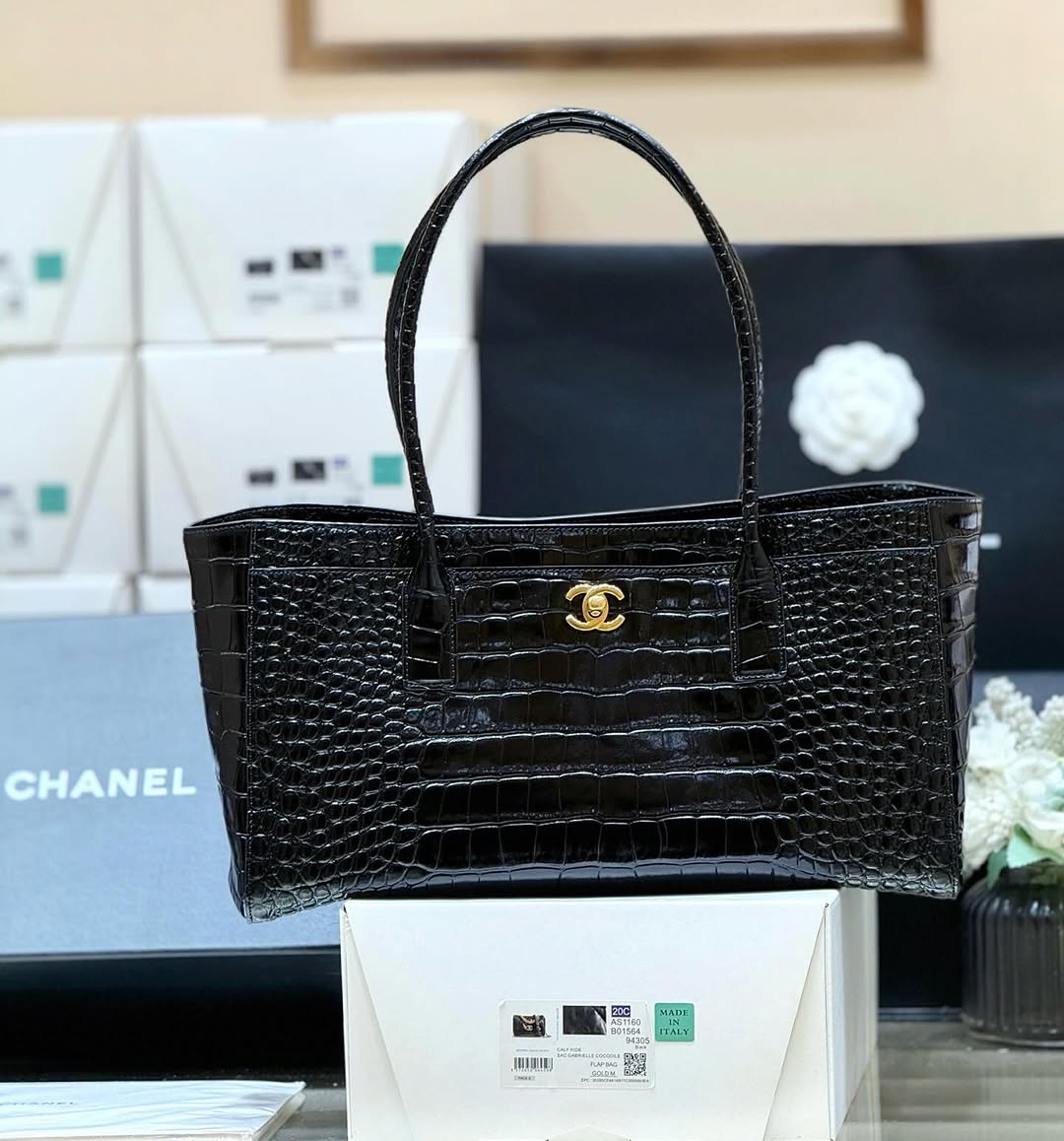 CHANEL Crocodile Croc Illusion Tote Shopping Bag