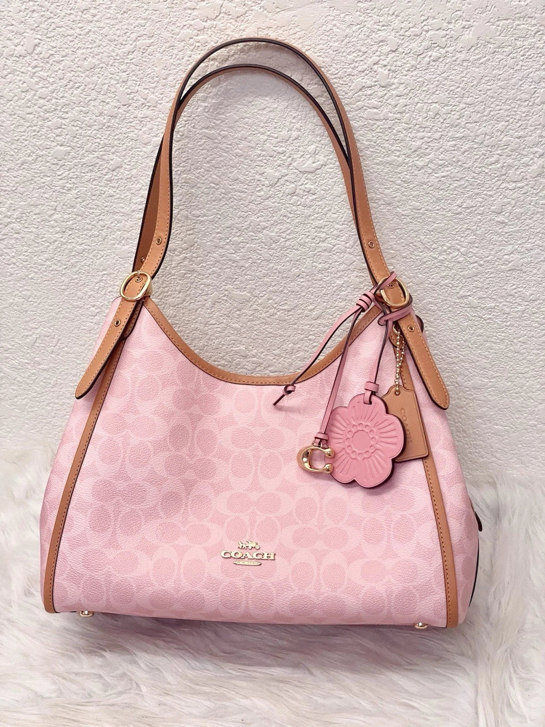 Coach Erin Shoulder Bag In Signature Canvas.