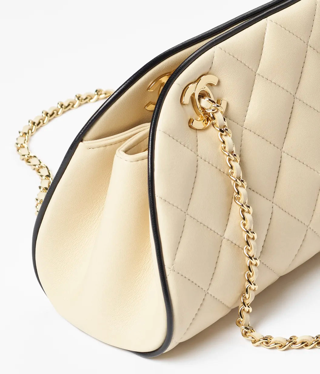 Chanel Clutch with chain