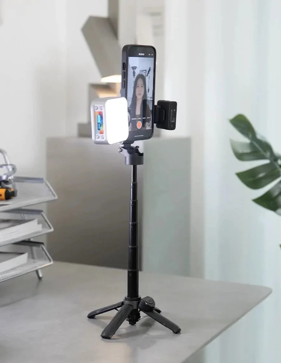 All-in-One Photovlog Mobile Camera for iPhone with Bluetooth Remote
