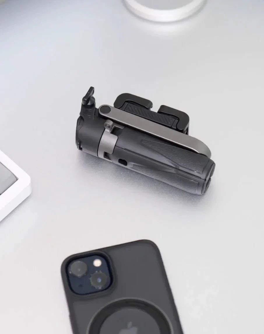 All-in-One Photovlog Mobile Camera for iPhone with Bluetooth Remote