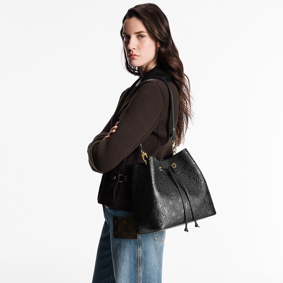 LV NeoNoe MM bucket bag